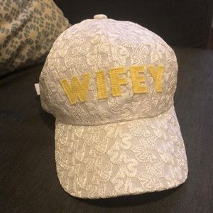 💍Lace ‘Wifey’ baseball hat